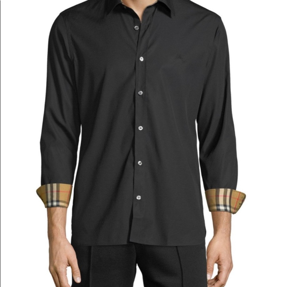 Men’s Burberry buttonup